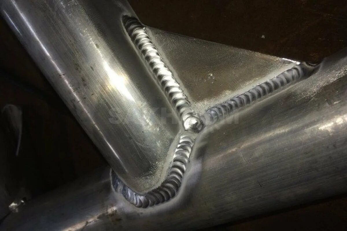 норма электрода для сварки металлических труб. сварка алюминия аргоном пластин 3мм вертикал. расход электродов на 1 метр шва таблица. расценки на метр сварного шва. расценки сварки шва.