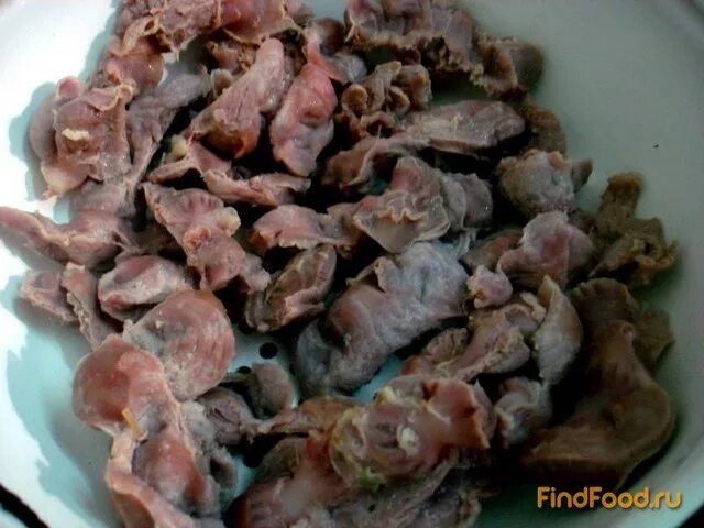 Желудочки куриные жареные. Сколько жарить куриные желудки. Желудки в сметане на сковороде. Куриные желудки жареные. Что можно приготовить из куриных желудков быстро и вкусно.