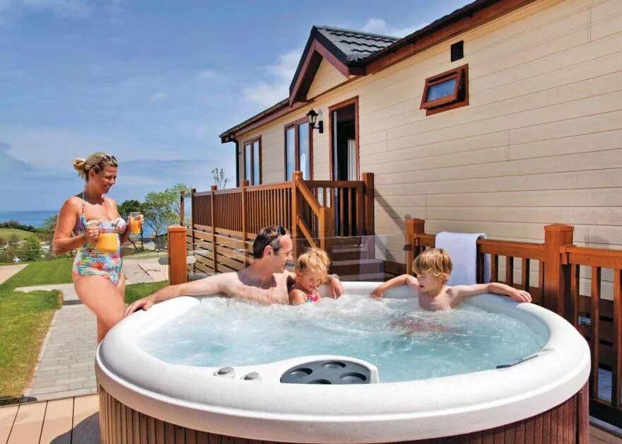 Holiday Park uk. Hot Tub Family. Family Holiday private. Famali приват. Private family