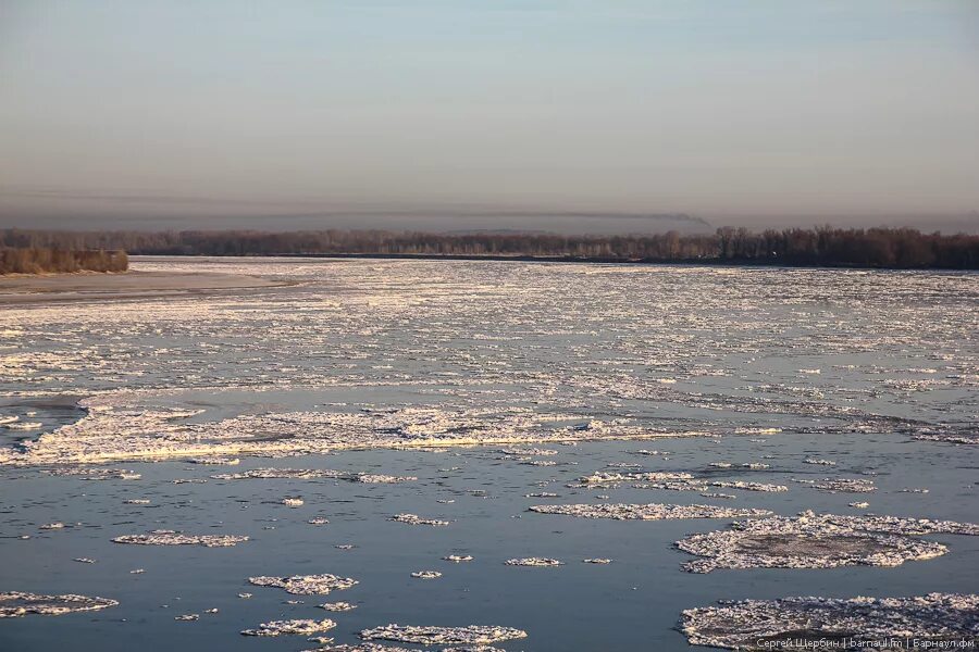 Обь вода температура. Ледоход Обь. Ледоход в Нижневартовске. Река Иня ледоход. Ледоход на Оби Нижневартовск.