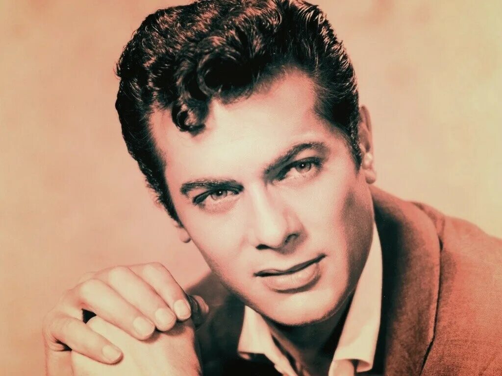 певцы 50 х годов. эдуард хиль в молодости. фрэнк синатра. эдуард анатольевич хиль. певцы 50 х годов.