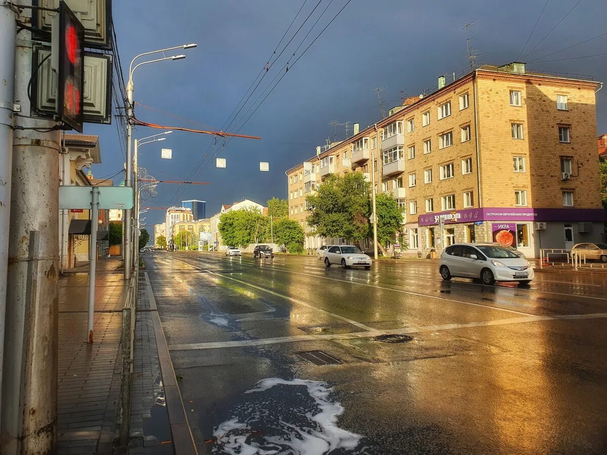 Дождь красноярск погода. Дождь в Красноярске зимой. Красноярск ночь туман.