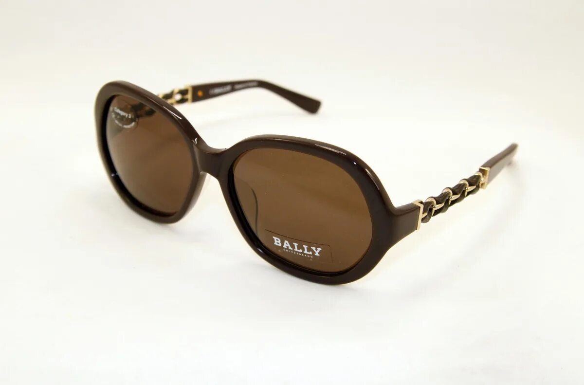 Солнцезащитные очки бывают. Очки Bally солнцезащитные by4059a. Очки Bally солнцезащитные женские. Солнцезащитные мужские очки Bally.