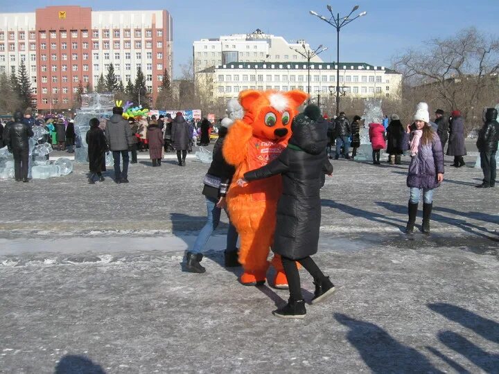 Во сколько на площади куйбышева масленица. Масленица на площади Ленина в Чите 2022. Масленица на площади Ленина в Чите. Масленица на площади Куйбышева. Масленица в Самаре на площади Куйбышева.