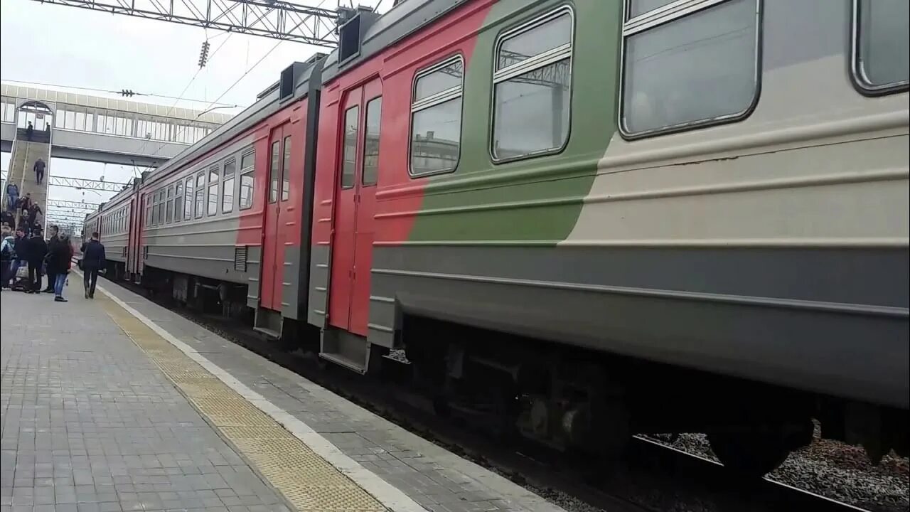 Эд9м 0228. Электричка биробиджан хабаровск вечером. Электричка биробиджан хабаровск вечером. Электричка биробиджан хабаровск вечером. Новая электричка биробиджан хабаровск.