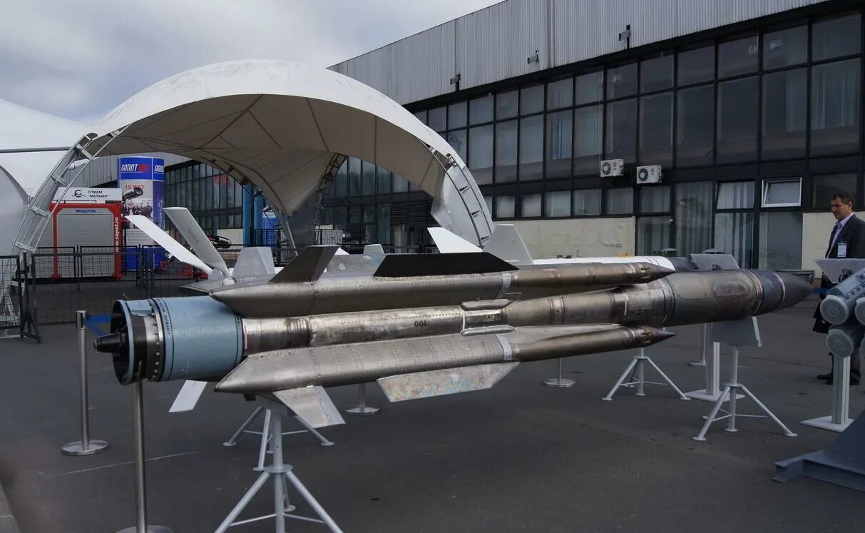 Противорадиолокационная ракета х-31п. X-31 ракета. Сверхзвуковая Авиационная ракета х-31 Криптон. Х-31пд. Х 31 п