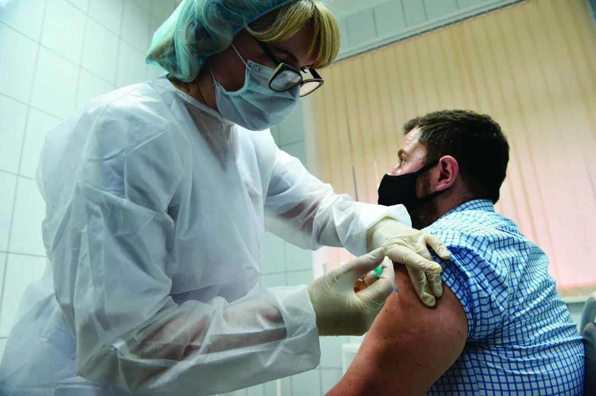 Вакцинация от гриппа. Грипп у детей. Вакцинация врач. Главный врач вакцинация. Вакцинация в беларуси.