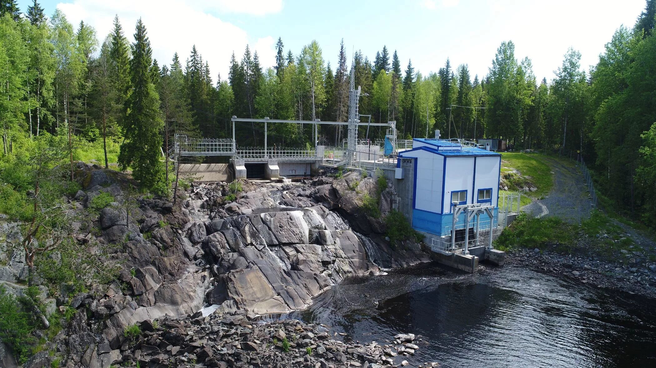 Быстринская мгэс. Плотина чемальская гэс. Каскады малых гэс карелии. Малые гэс карелии. Мини гэс на горной реке 1 мвт.
