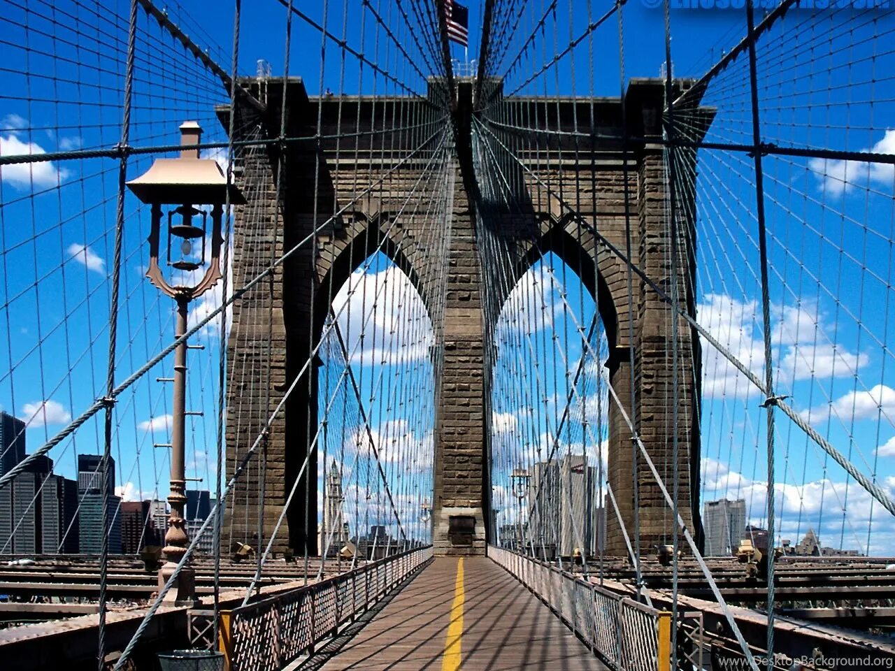 Бруклин мост. Бруклинский мост Нью-Йорк. Достопримечательности Нью Йорка Бруклинский мост. Бру́клинский мост в Нью-Йорке. Бруклинский Йорк мост.