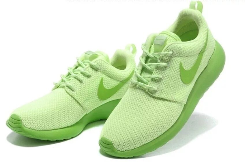 Купить летние найк. Nike Roshe Run 2013. Найк фисташковые кроссовки. Зелёные кросовки от найк. Тканевые кроссовки найк женские.