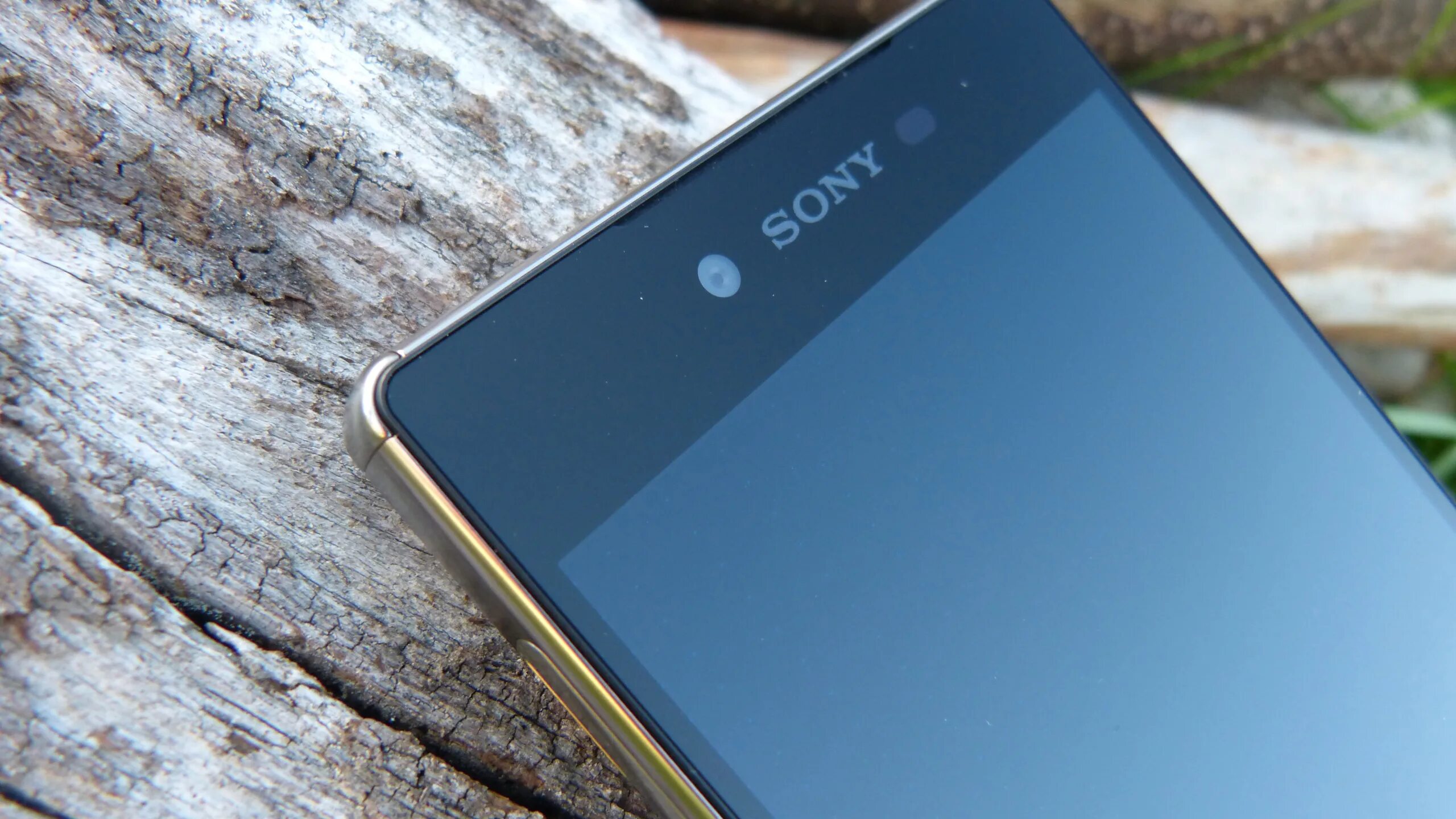 Телефон sony z5