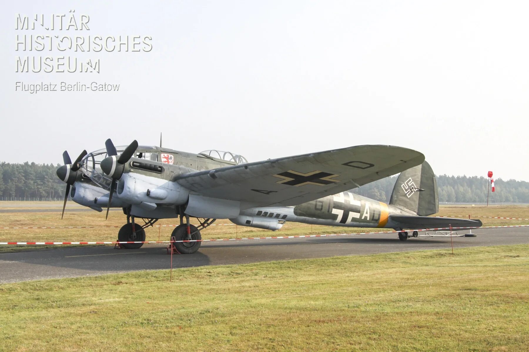 Heinkel he 111 фото. He 111 вартандер сбитый. He-111 фото. Ф-14 томкэт. 111.