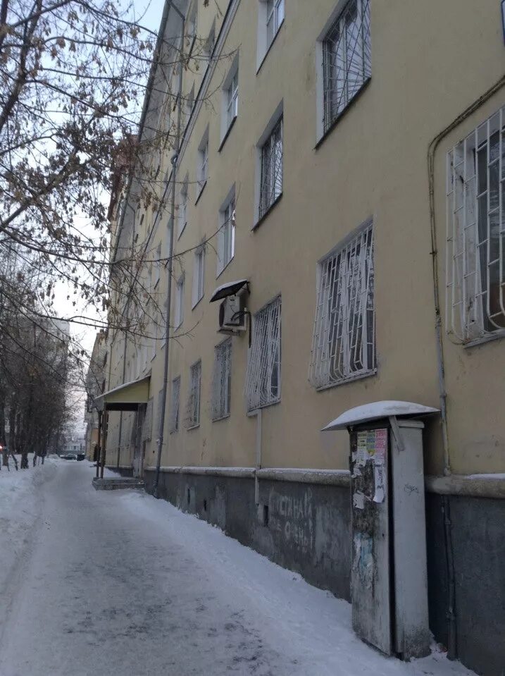 Улица братьев быковых екатеринбург. Ургупс колледж екатеринбург. Ургупс братьев быковых. Ургупс братьев быковых. Братьев быковых 7 екатеринбург.