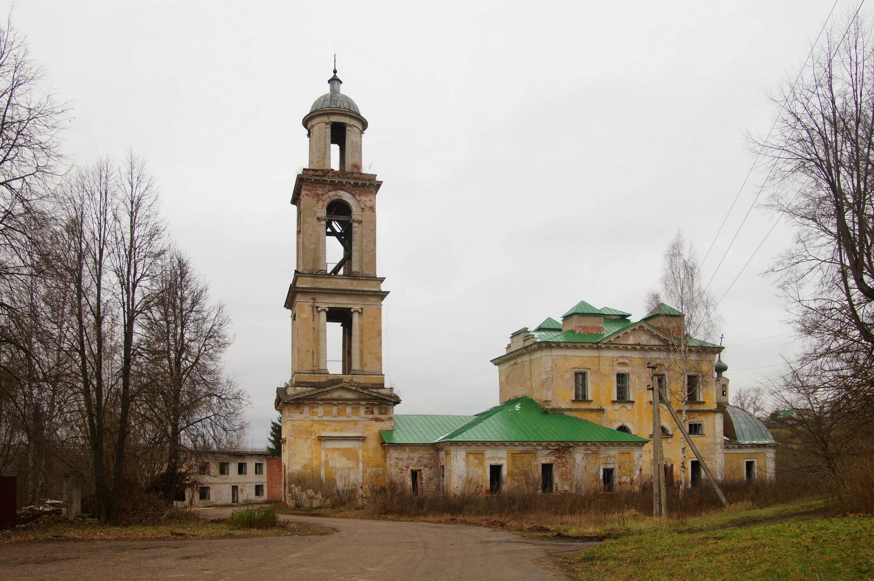 Погода старица тверская область на 14. Церковь Преображения Господня Старица. Верзилово Преображенский храм. Преображенский храм в Старице. Старица город в Тверской области.