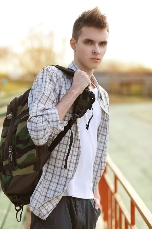 Guys outdoor. Guys outdoor. Мужчина осенью. Парень качек. Guys outdoor.