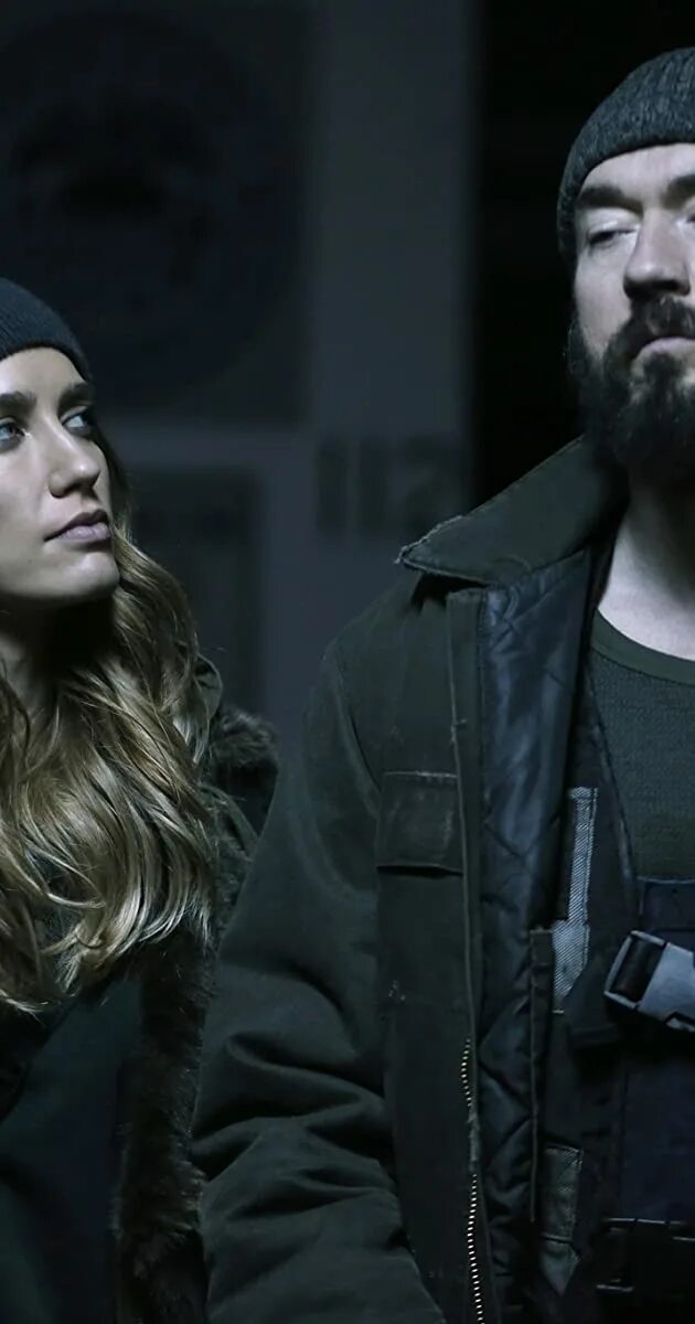 Предавать субтитрами. Призрак: реквием по призраку мультсериал. Предавать субтитрами. Предавать субтитрами. Человек прощенный за предательство один раз будет предавать тебя всю.