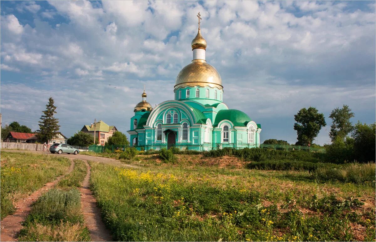 В селе есть церковь. Сельские церкви россии. деревенская церковь бражное. православная сельская церковь в беларуси. сельский храм.