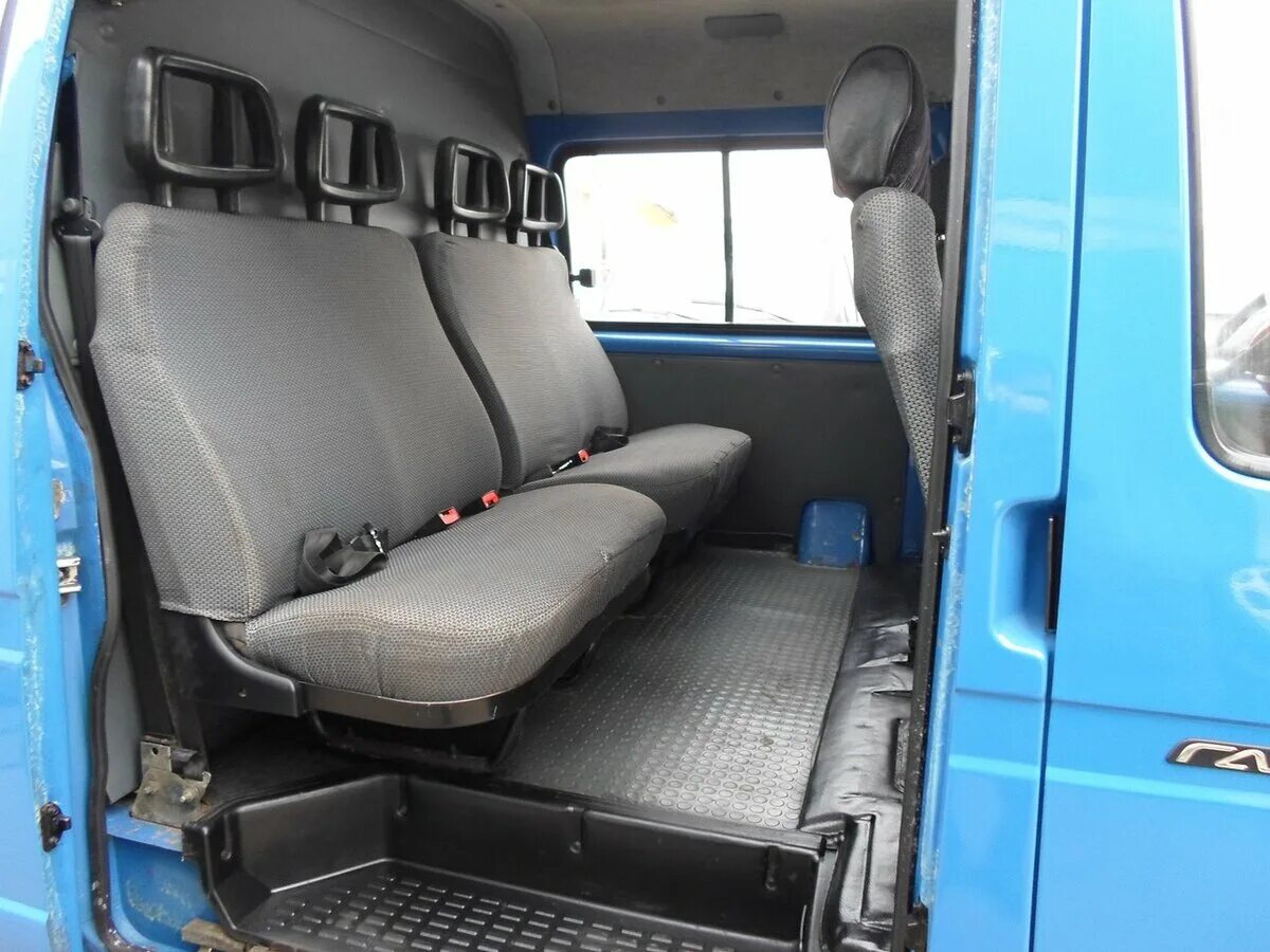 Газель комби 7 мест. Газель 2705 комби салон. Газель комби 1 поколение. Газель комби 7 мест. Газель комби 7 мест.