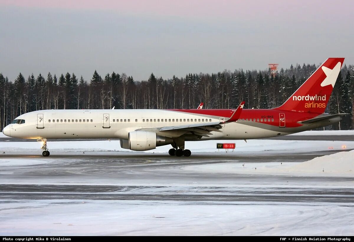 Северный ветер б. Боинг 757 Норд Винд. Боинг 757 200 Норд Винд. 757 Боинг Северный ветер. Боинг 737-800 Nordwind Airlines.