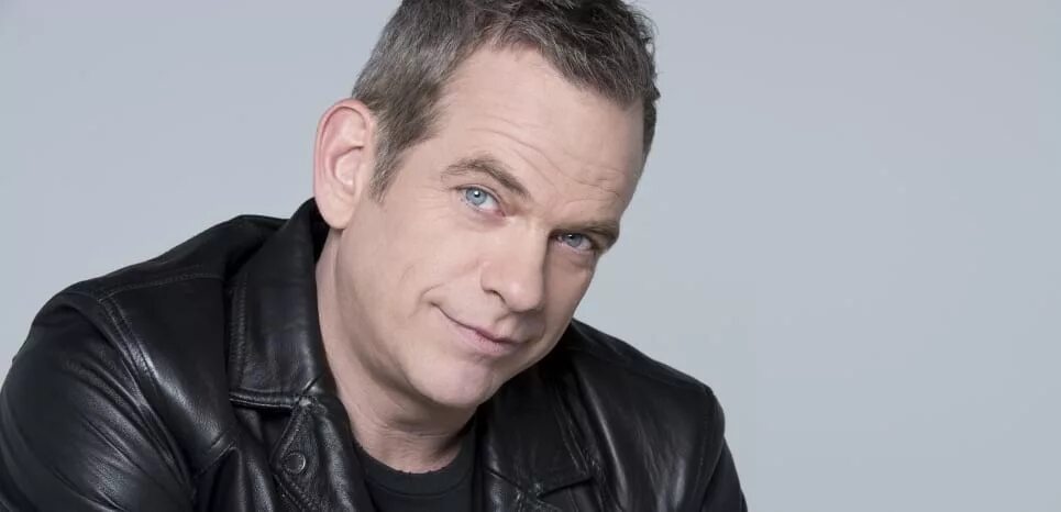Garou pierre garand. Гаран пьер. Garou в молодости. Гару молодой. Пьер гару.