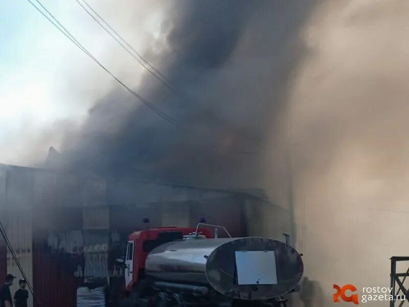 Авария в ростове на дону скорая помощь и красная таета. Дтп ростов буденновский. Что происходит в ростове последнее. Аварии которые были вчера ночью. Авария на портовой в ростове вчера.