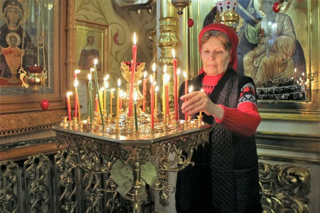 Пасха в 2024 в ереване. Пасха в Благовещенском храме. Пасхальное богослужение в Благовещенском. Пасха в Благовещенском монастыре. Пасхальная служба в Благовещенском соборе Воронежа фото.