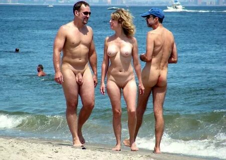 Семьи нудистов на пляже (70 фото) .