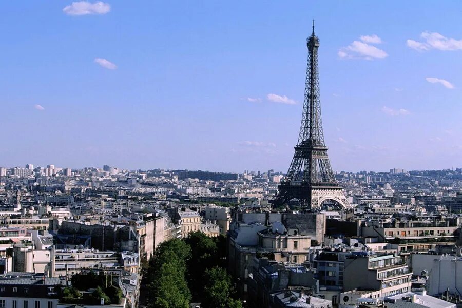 Что будет делать франция. Географическое положение франции 11 класс. Covid-19 франция. Внутренняя и внешняя политика франции после второй мировой. 1 мая во франции.