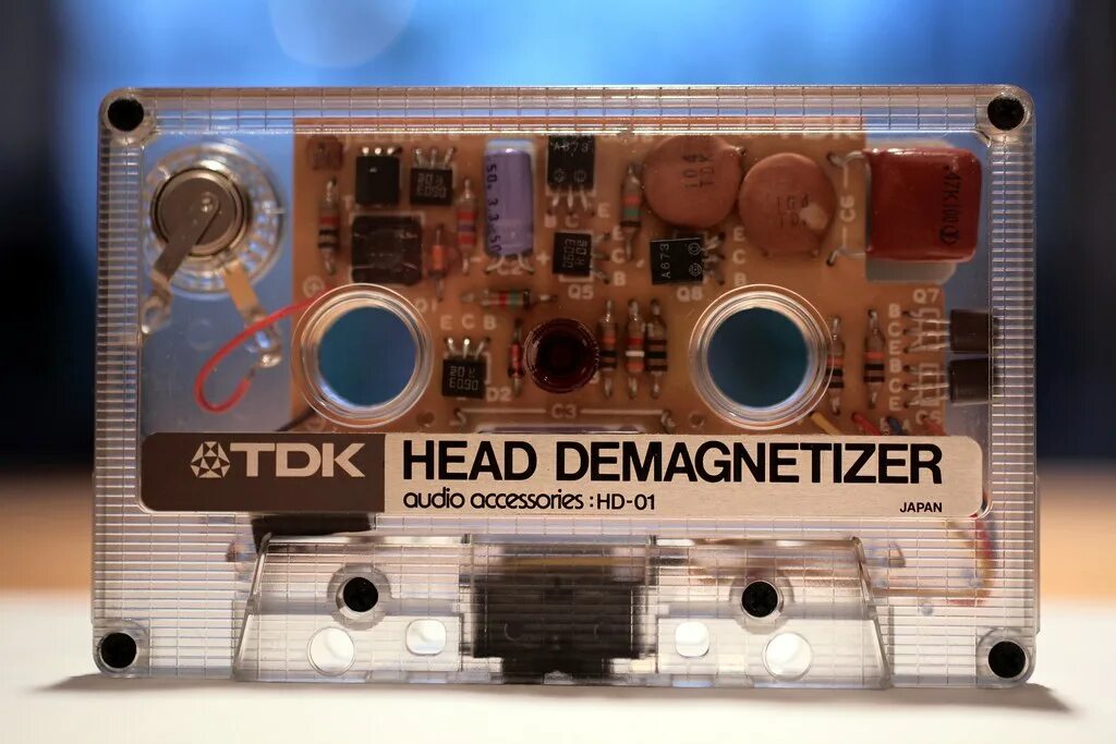 Tape head