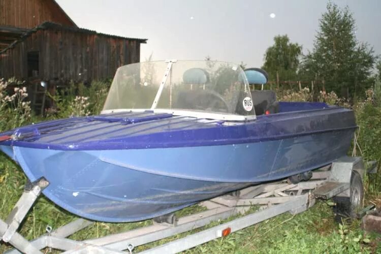 Лодка казанка 530 стеклопластиковая. Лодка казанка 5. 5. Казанка 5м с водометом. Казанка с мотором бу.