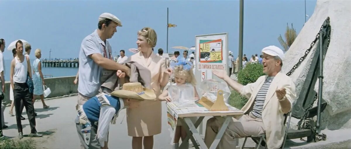Бриллиантовая рука фильм 1968 анна. Бриллиантовая рука куда был круиз. Корабль михаил светлов бриллиантовая рука. Бриллиантовая рука куда был круиз. Михаил светлов теплоход сочи.