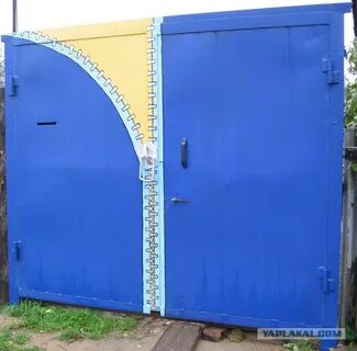 Покрасить ворота гаража