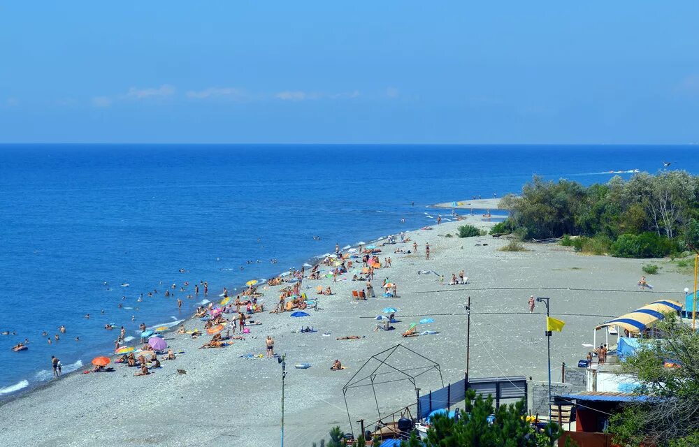 Погода в головинке краснодарский. Море Головинка Краснодарский край. Головинка Сочи. Посёлок Головинка Краснодарский край. Пляж Головинка Лазаревский район.