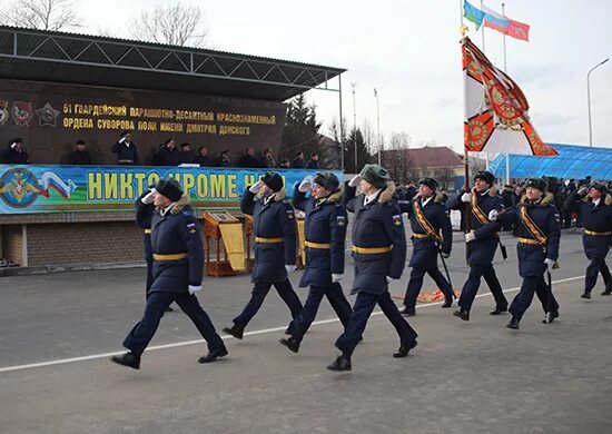 Командир 106 дивизии вдв тула. 106 полк вдв тула. 106 тульская воздушно-десантная дивизия. Командир 106 дивизии вдв тонких. Командир дивизии тулы.
