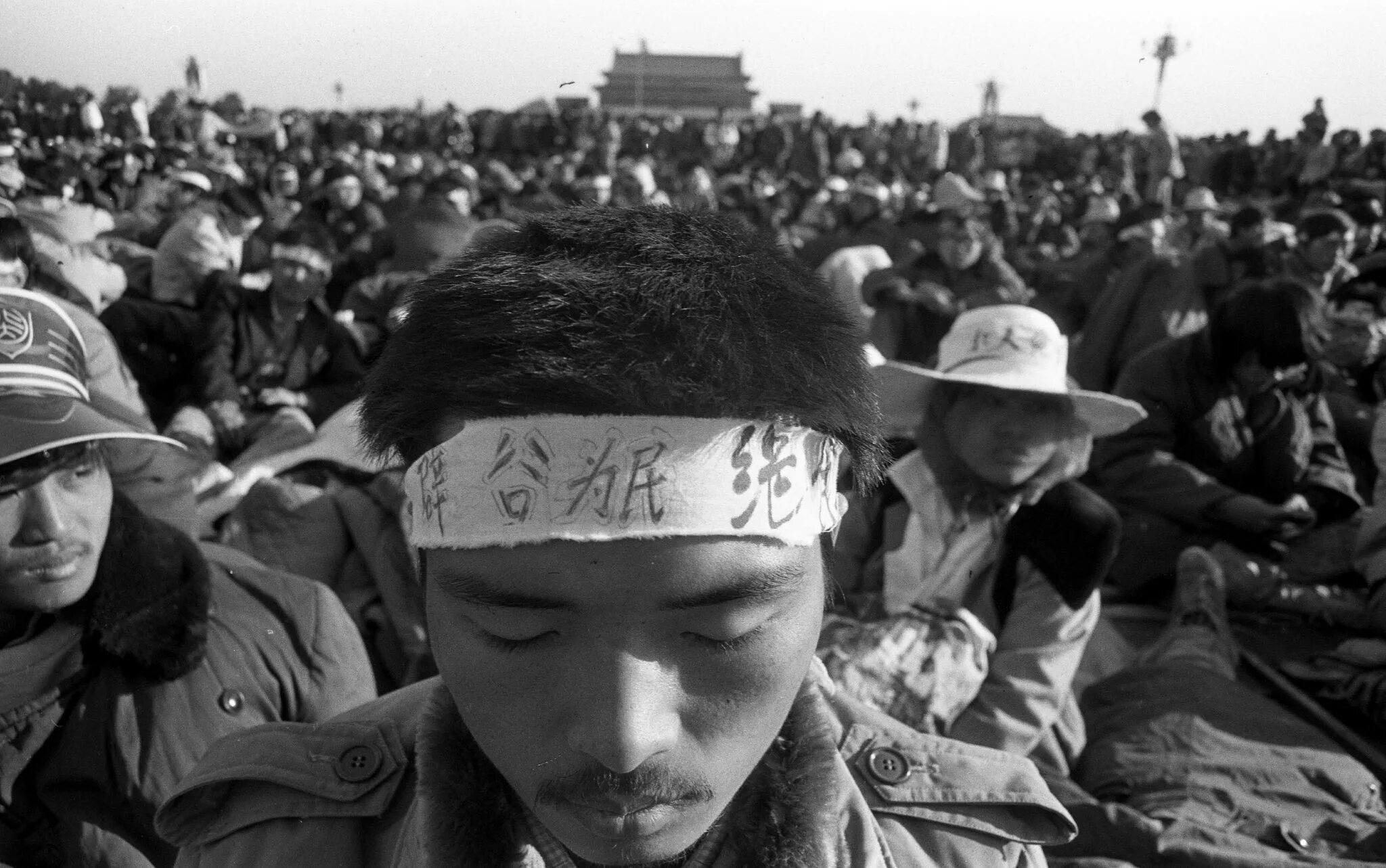 Площадь Тяньаньмэнь 1989. 1989 Tiananmen Square protests and Massacre. 4 июня 23 года