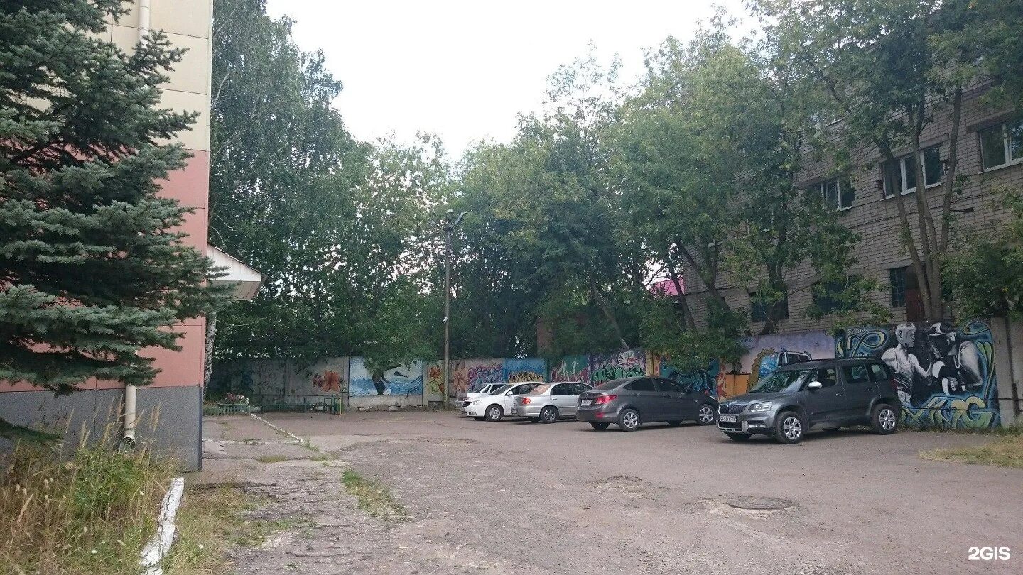 Казиниститут культуры. Бассейн оренбургский тракт 10 казань. Отель кфу 3 казань. Пожарная часть приволжского района. 10.