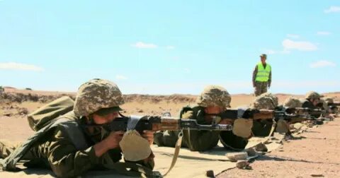 Мас ұйықтап жатқан қыздардың жатуы видеосы