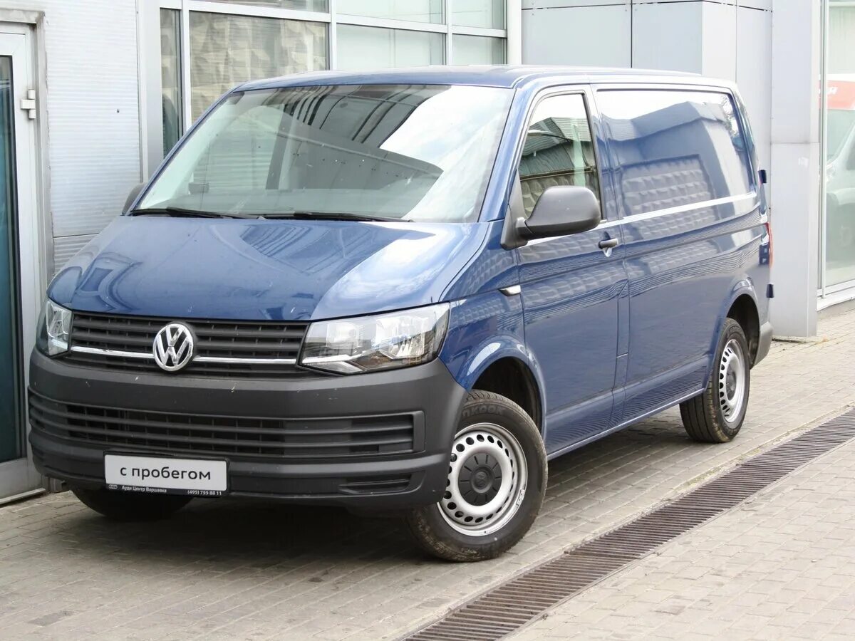 Фольксваген транспортер новый купить. Volkswagen Transporter 2015 года. Фольксваген Транспортер новый. Фольксваген Караван 2022. Volkswagen Transporter цельнометаллический.