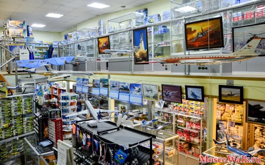 Восточный фронт новосибирск магазин моделей каталог товаров. Бутик в аэропорту souvenir. Галактика авиационная одежда. Магазин сэм саратов. Музей авиации в финляндии ювяскюля.