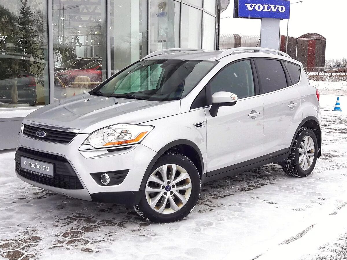 Авто с пробегом куга. Ford Kuga 2012. Ford Kuga 2,5 2012. Ford Kuga серебристый. Форд Куга 1 серебристый.