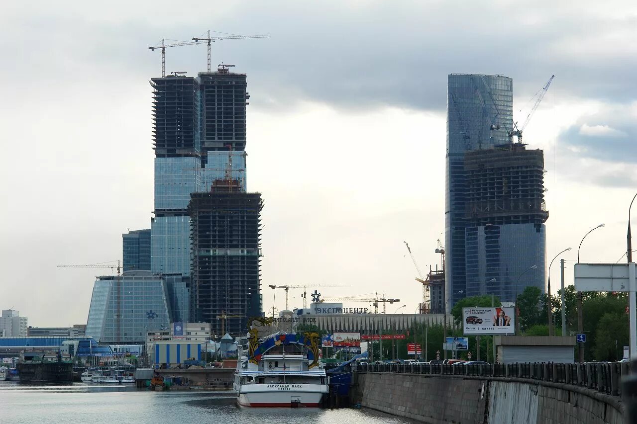 В 2006 году в городе. Москва сити 2006. москва сити 2006 год. москва сити 2006 фото. moscow city today.