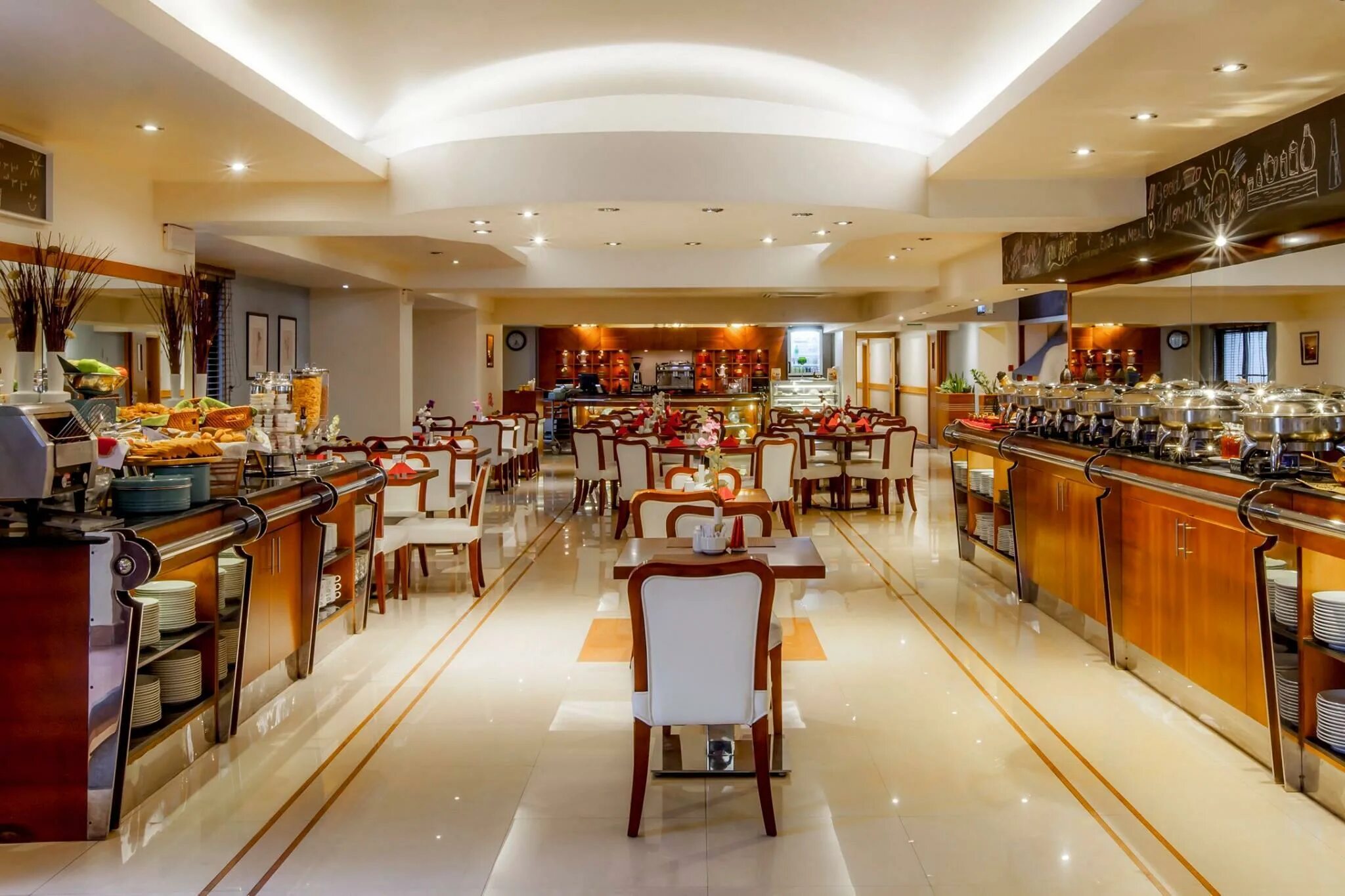 Варна золотые пески. Болгария варна золотые пески. Golden sands hotel apartments. Отель луна болгария золотые. Варна болгария море.