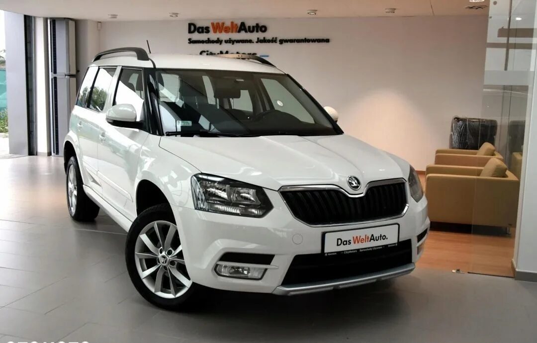 Шкода Йети 1.8 d в белом рапторе. Тюнинг Skoda Yeti 1.8 TSI 4x4. Шкода Йети 1.6 автомат купить. Шкода ети 1.8полный привод отзывы.