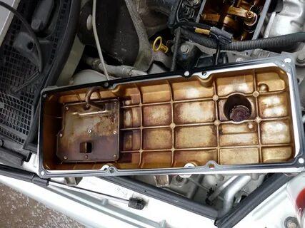Клапанная крышка рено логан 1.6 8