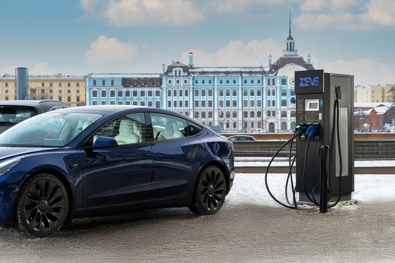 Zevs зарядные станции. зарядные станции для электромобилей в санкт петербурге. станция подзарядки электромобилей. зарядные станции для электромобилей спб. зарядные станции для электромобилей в санкт петербурге.