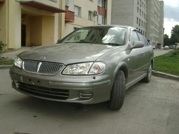 Ниссан силфи 2000 года. Nissan Bluebird Sylphy 2000. Ниссан Bluebird Sylphy 2000. Ниссан Блюберд Силфи 2000 серый. Ниссан 2000 по 2005.