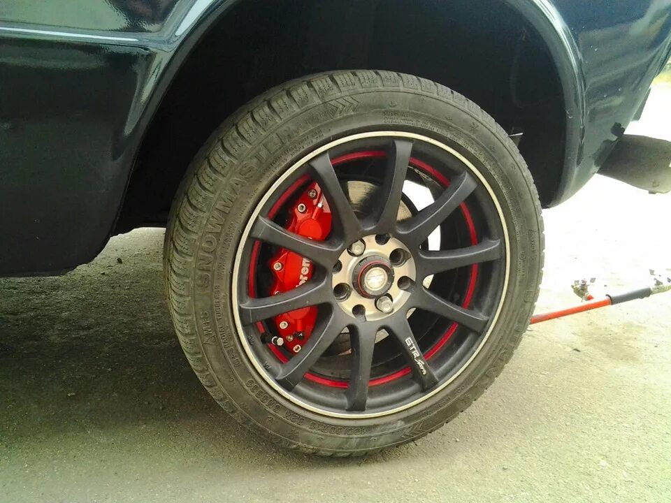 B styling ru. Суппорт BREMBO r13. Накладки на суппорта BREMBO на ВАЗ 2114. Накладки на суппорта ВАЗ 2107. Накладки на суппорта ВАЗ 2114.