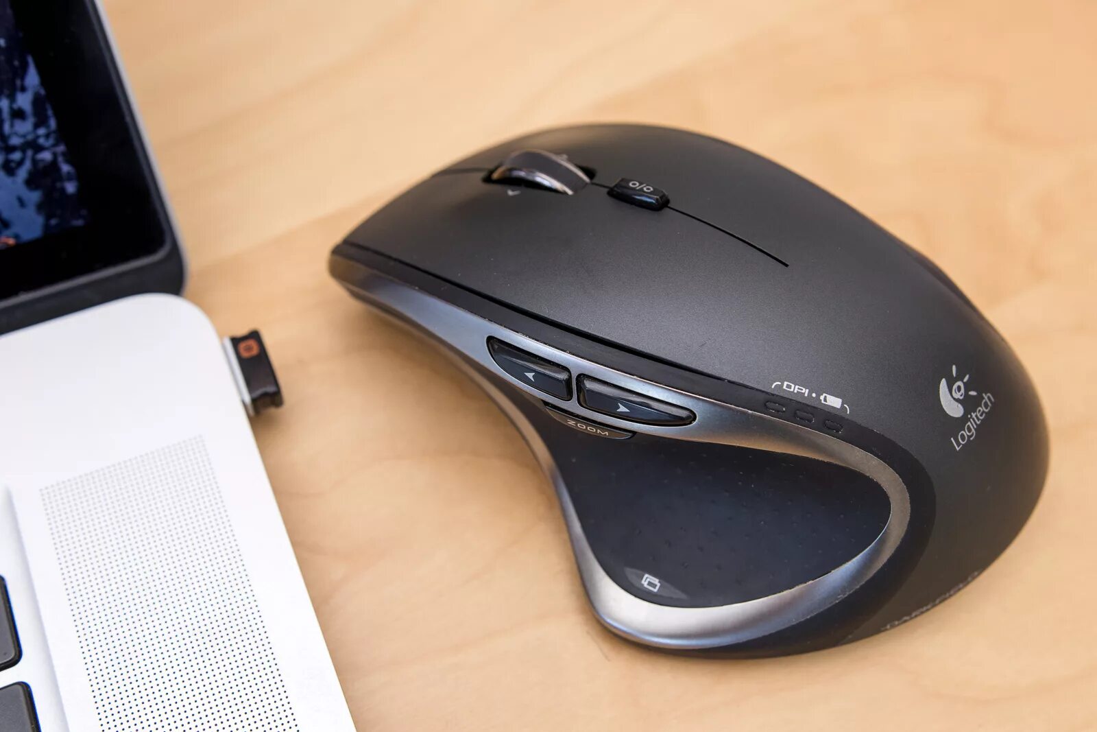 Какая беспроводная мышь лучше. Мышь Logitech m705. Беспроводная мышь логитеч 2023. Logitech Performance MX 810. Logitech Performance Mouse MX.