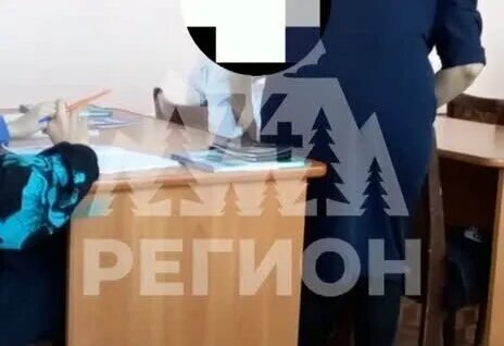 Деревенскую училку уволили