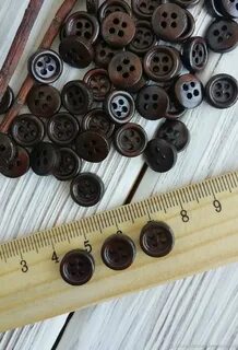 Button 10